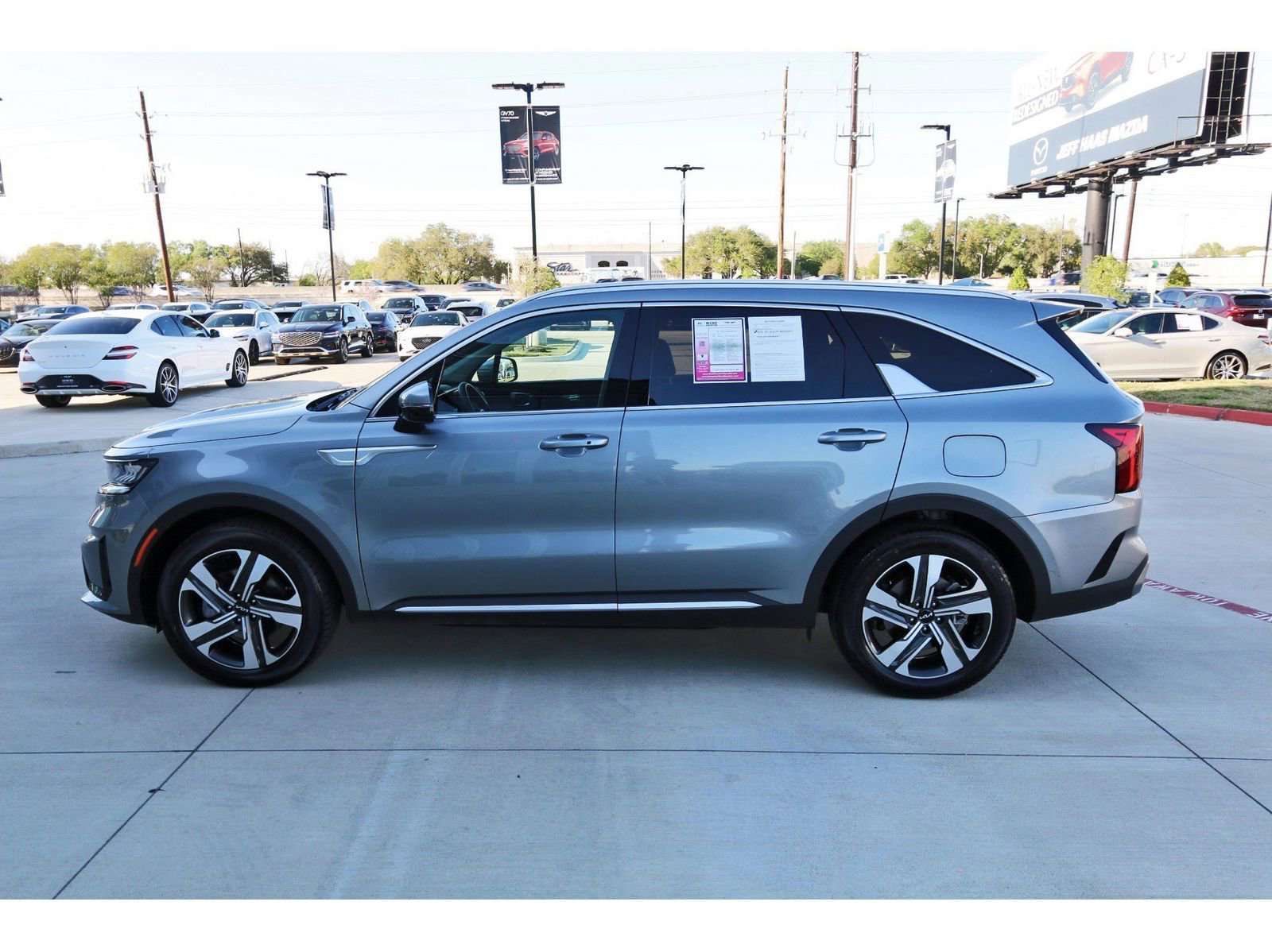 Used 2023 Kia Sorento EX image 5