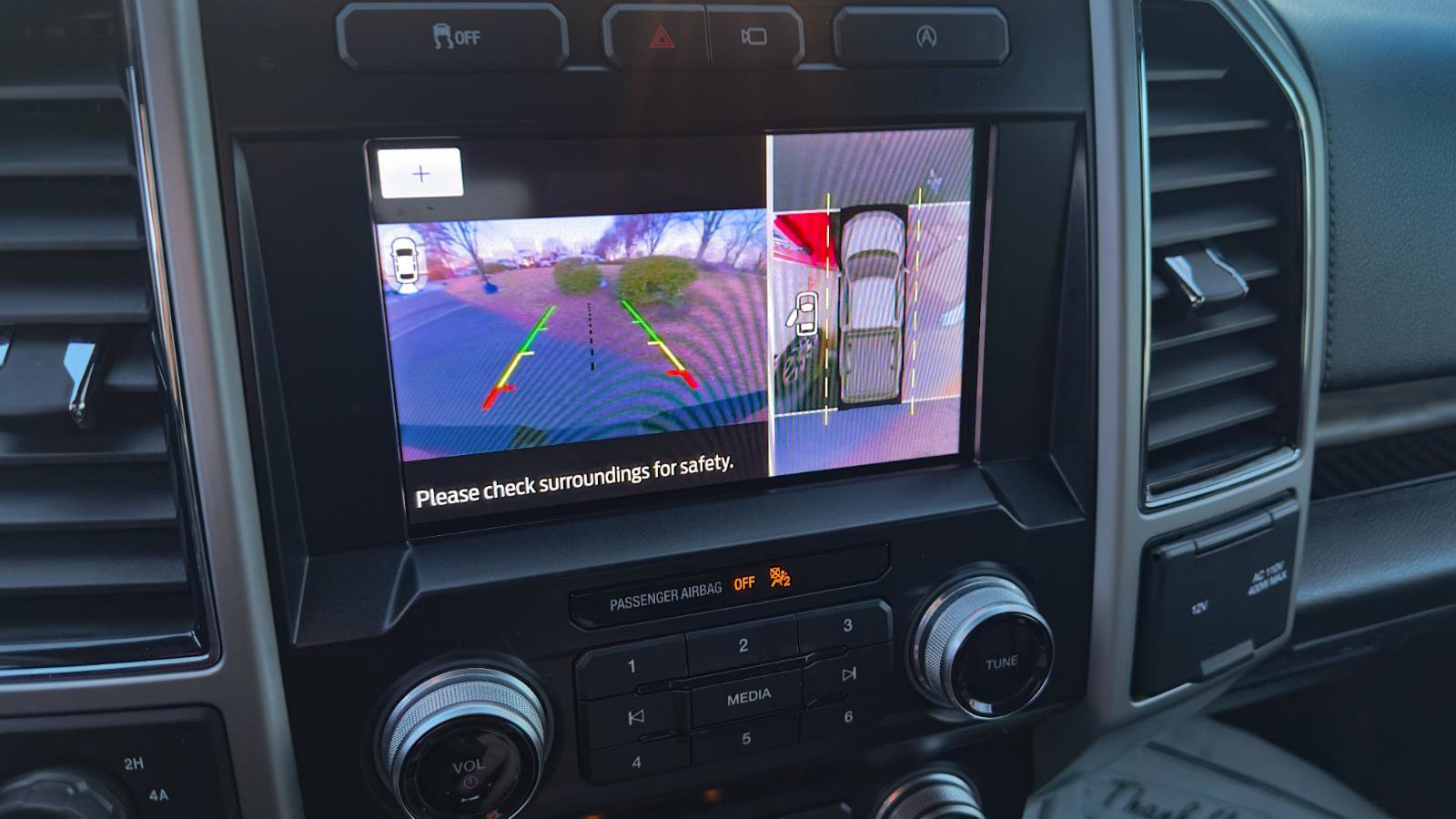 Used 2020 Ford F150 Lariat w/ Equipment Group 502A Luxury image 23