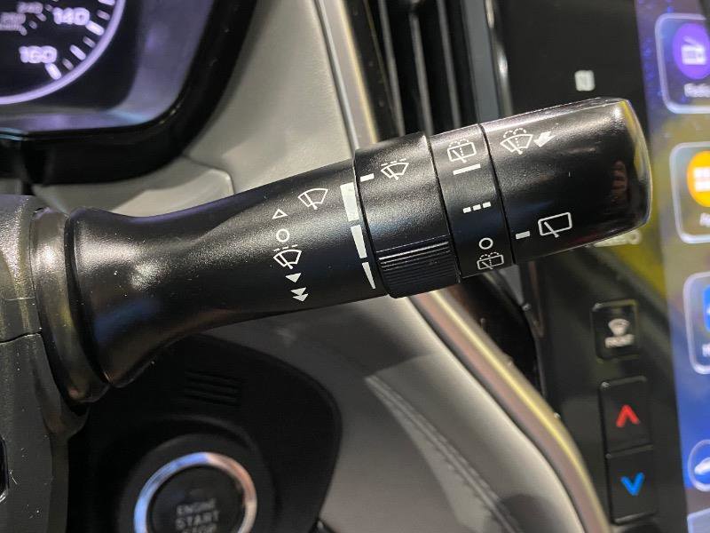 Used 2023 Subaru Outback Premium image 13