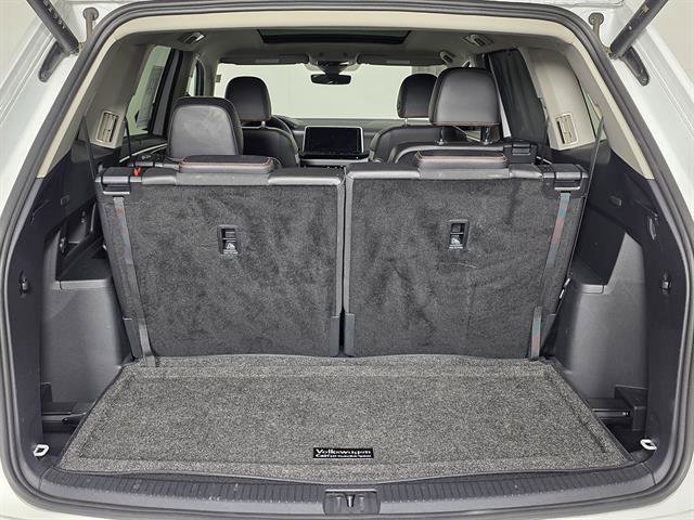 Used 2024 Volkswagen Atlas Peak Edition SEL AWD/4WD image 21