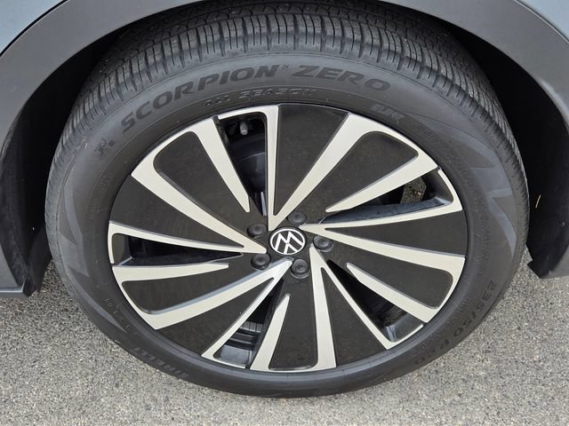Used 2024 Volkswagen ID.4 S RWD image 11