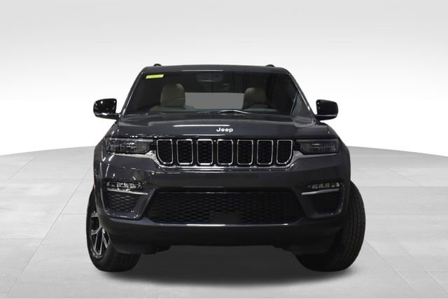 New 2025 Jeep Grand Cherokee Limited w/ Trailer Tow Package image 5