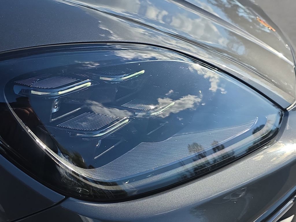 Certified 2025 Porsche Cayenne image 15
