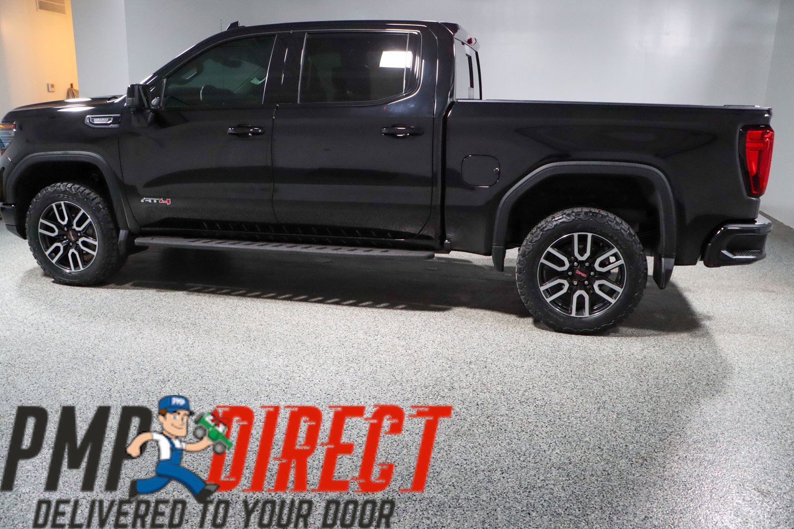 Used 2024 GMC Sierra 1500 AT4 w/ Technology Package image 10