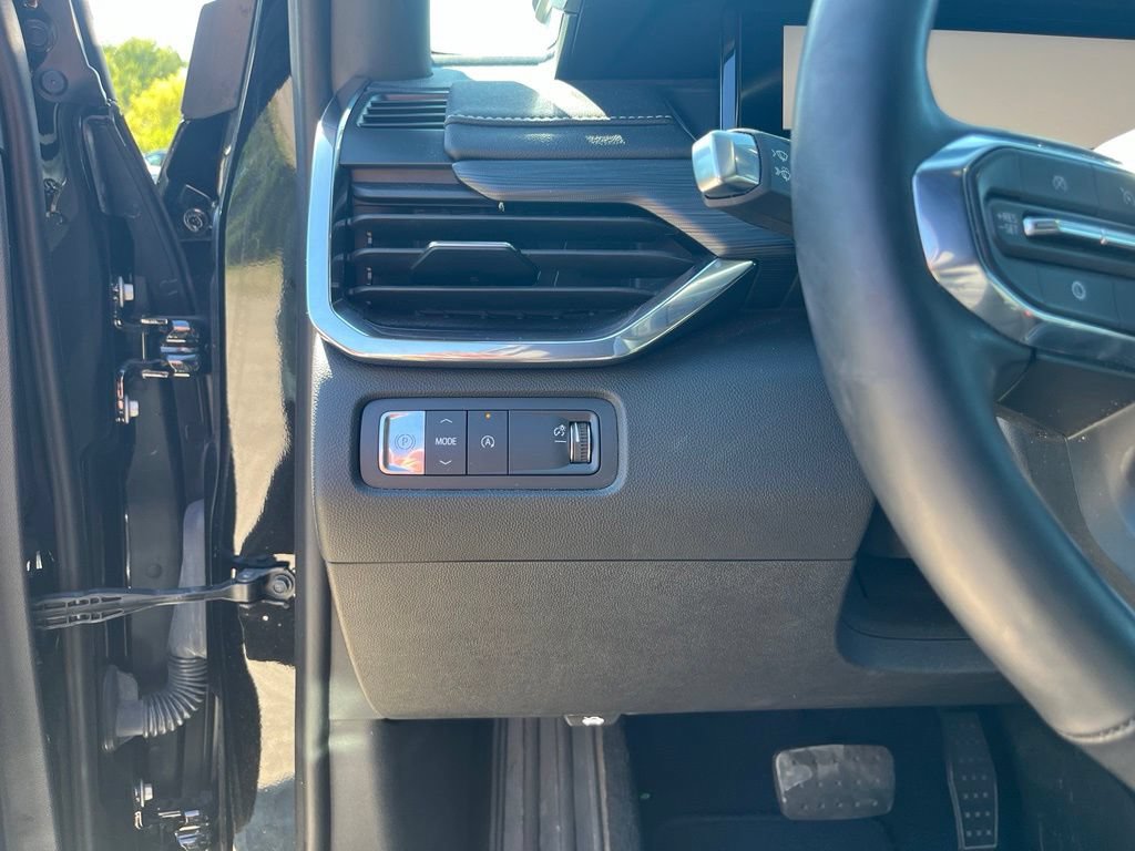 Used 2024 GMC Acadia Elevation FWD image 21