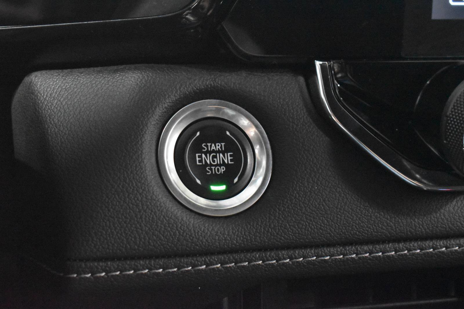 Used 2023 Chevrolet Colorado LT w/ LT Convenience Package II image 15