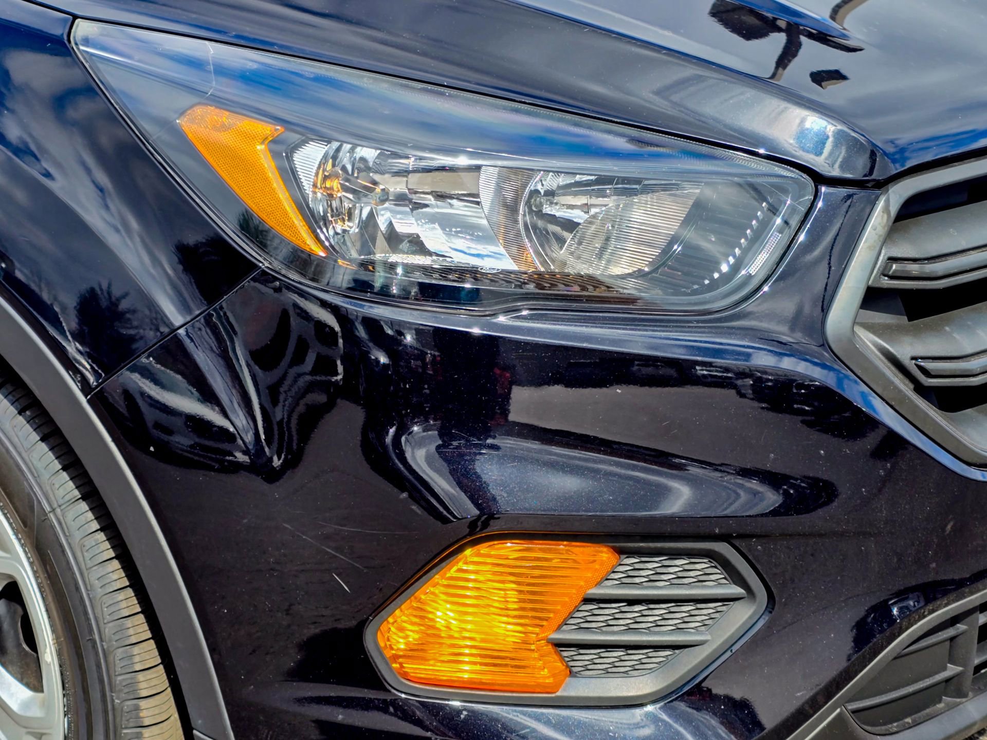 Used 2019 Ford Escape S image 4