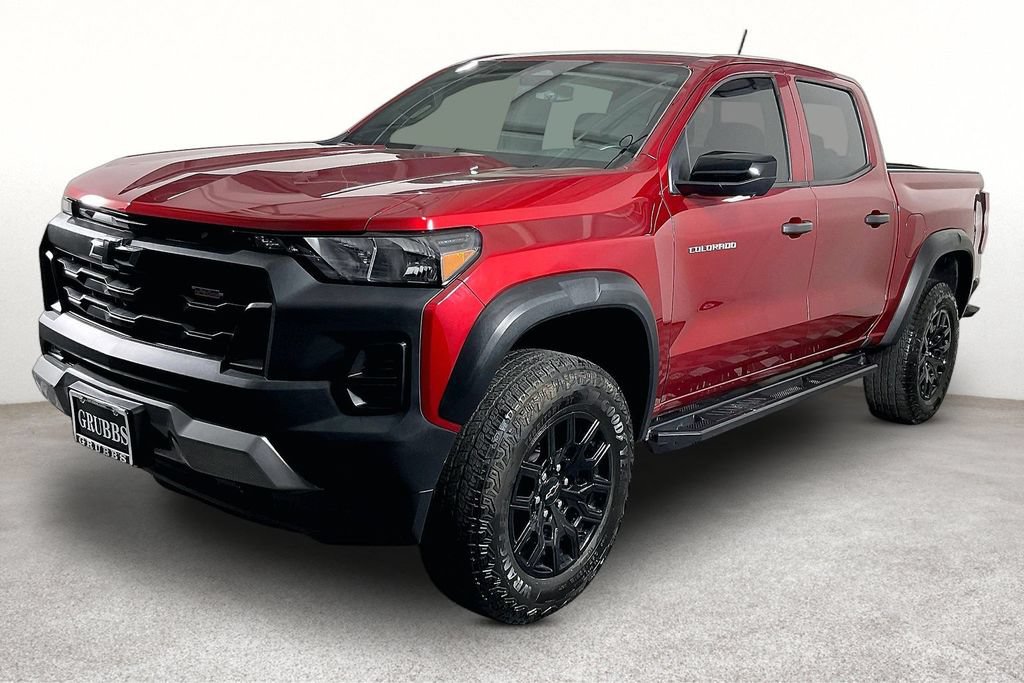 Used 2023 Chevrolet Colorado Trail Boss w/ Technology Package AWD/4WD image 13