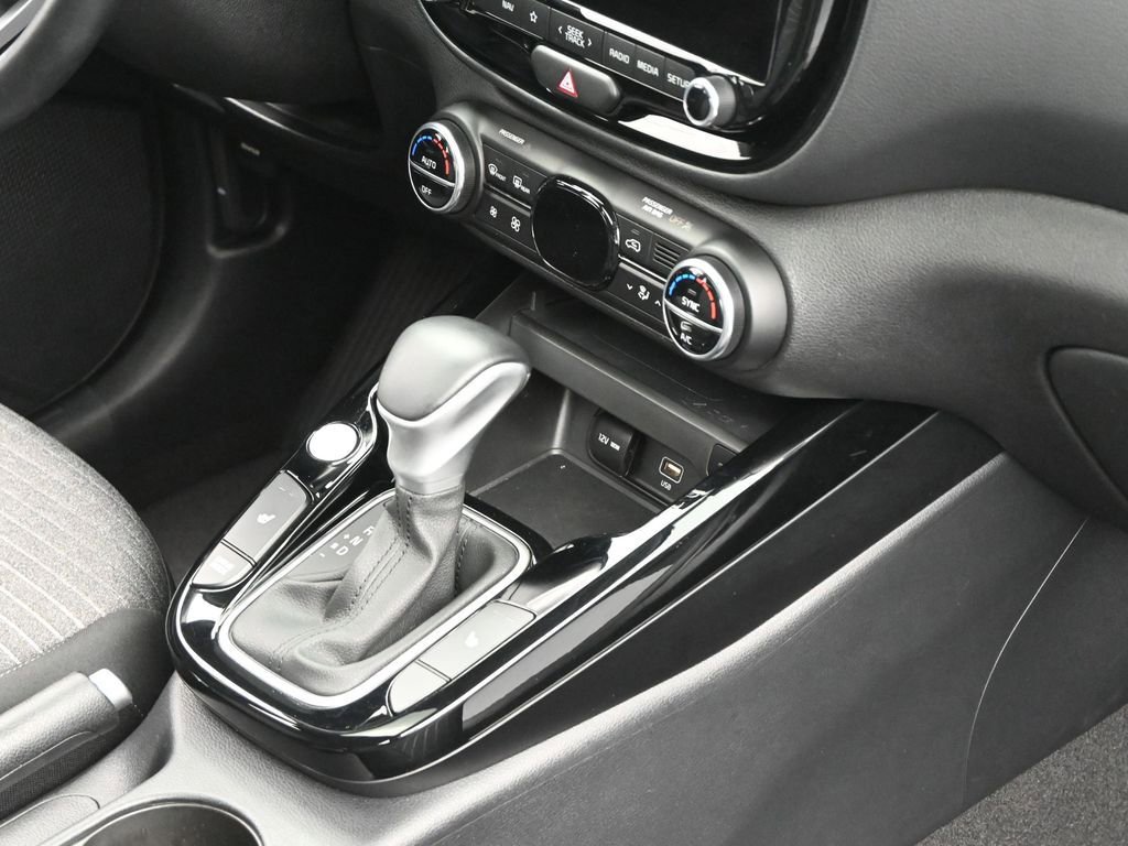 Used 2023 Kia Soul EX image 29