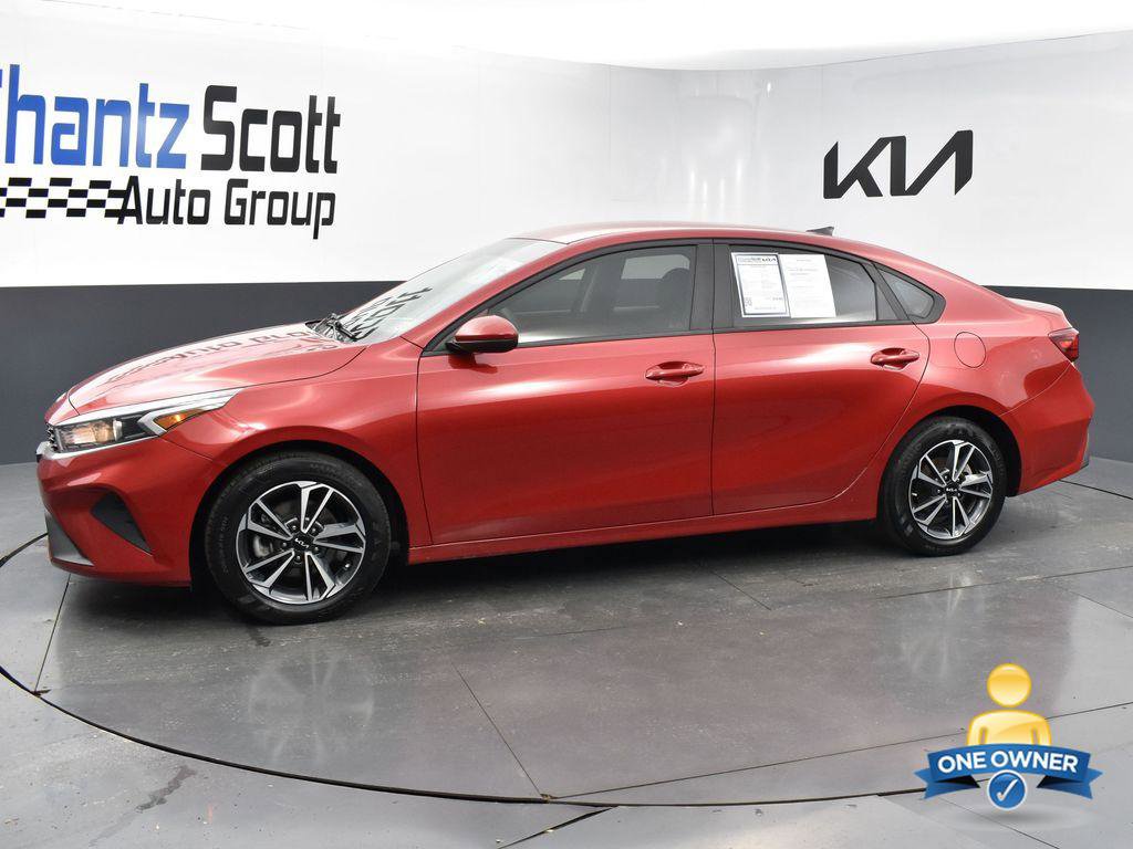 Certified 2023 Kia Forte LXS image 2