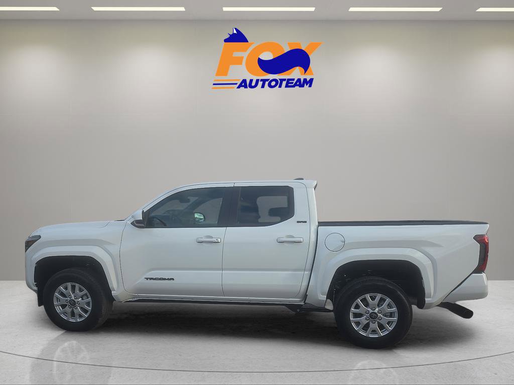 New 2026 Toyota Tacoma SR5 image 2