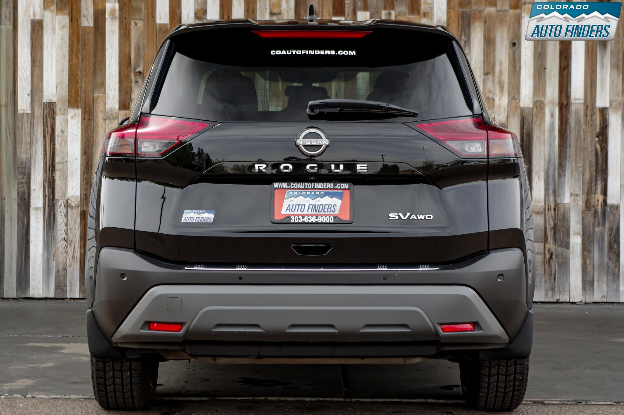 Used 2022 Nissan Rogue SV image 5