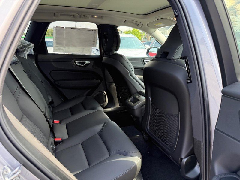 New 2026 Volvo XC60 B5 Plus w/ Protection Package Premier AWD/4WD image 5