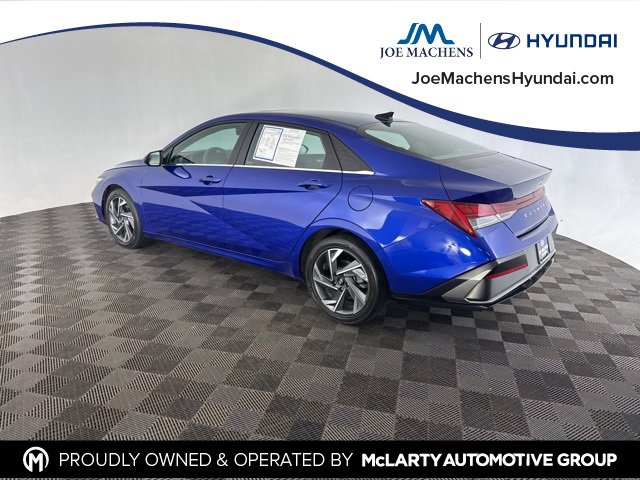 Used 2024 Hyundai Elantra SEL w/ Convenience Package image 8