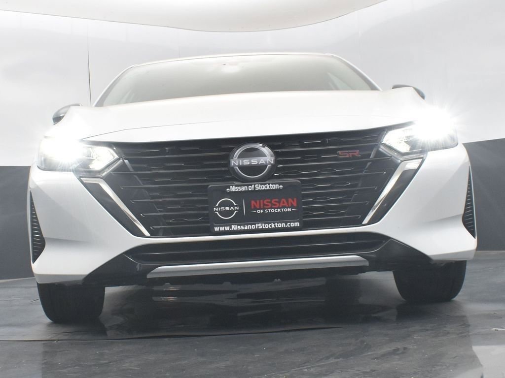 New 2025 Nissan Sentra SR image 40