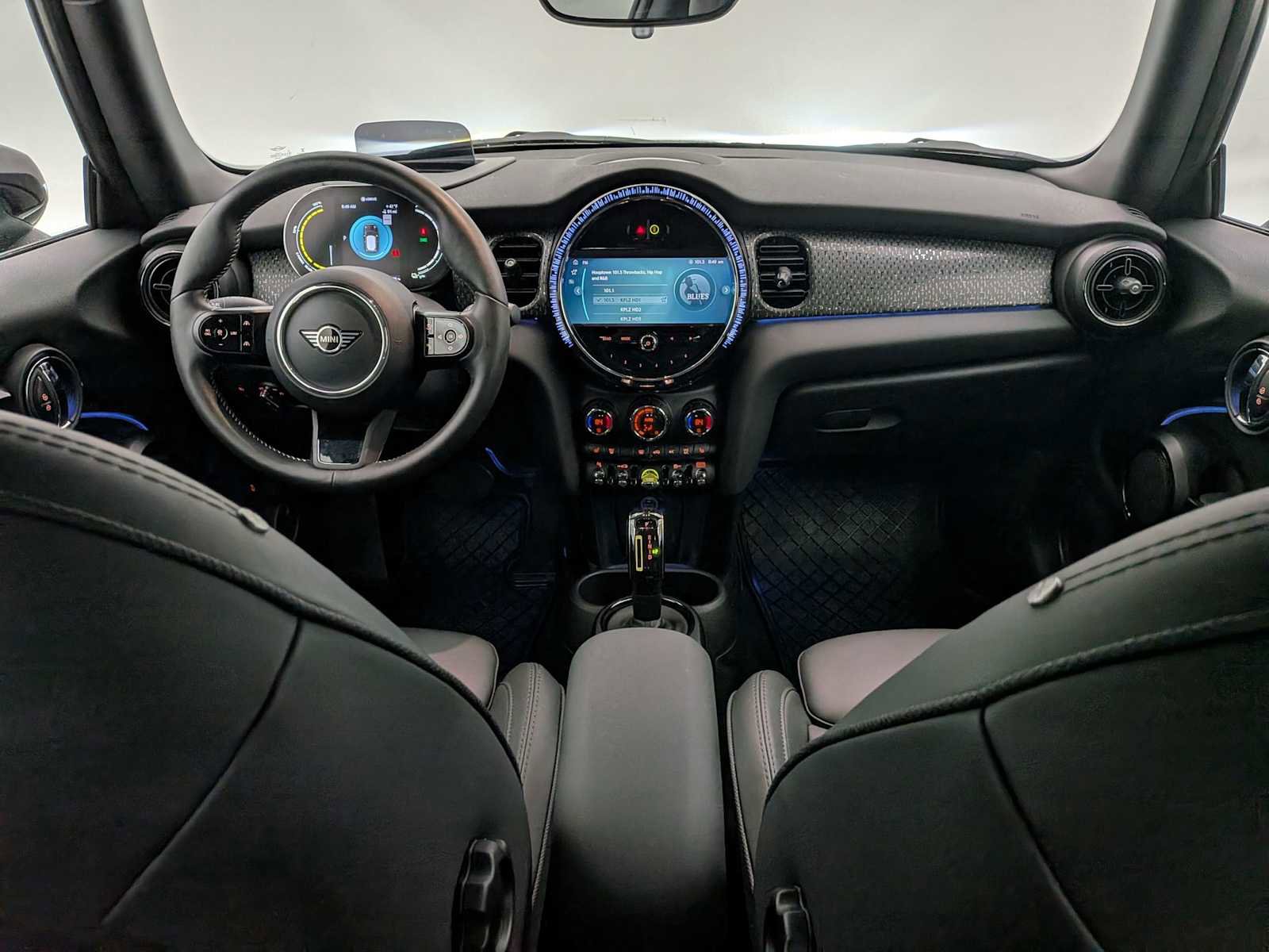 Used 2022 MINI Cooper SE image 16