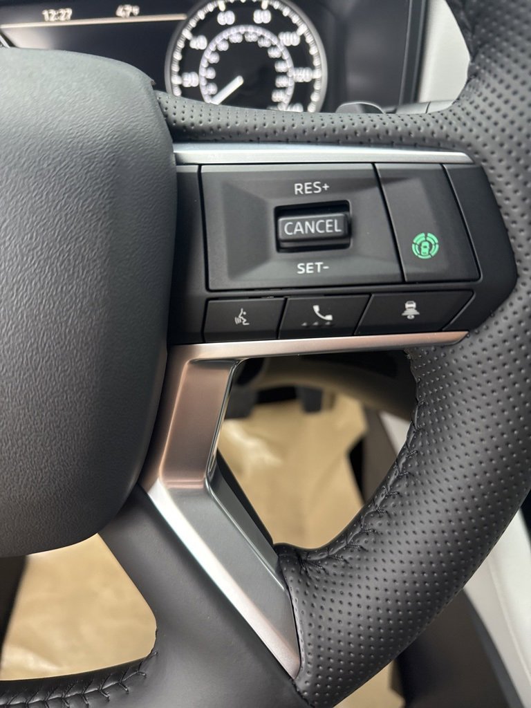 New 2025 Mitsubishi Outlander SE image 20