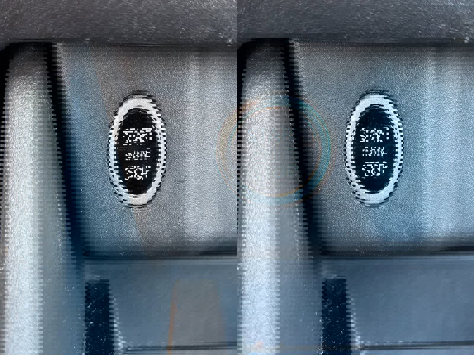 Used 2023 Nissan Rogue S image 22