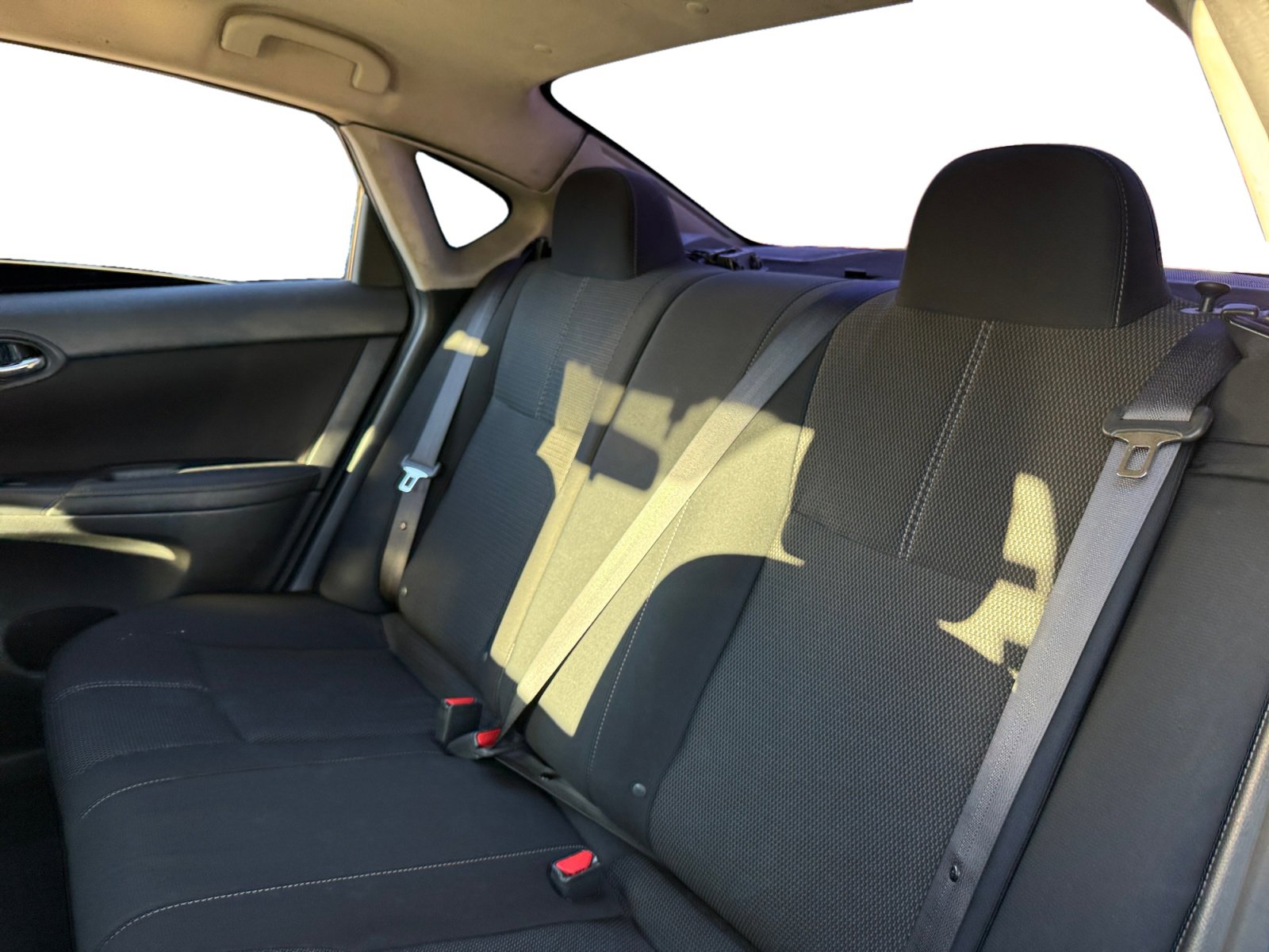 Used 2016 Nissan Sentra S image 13