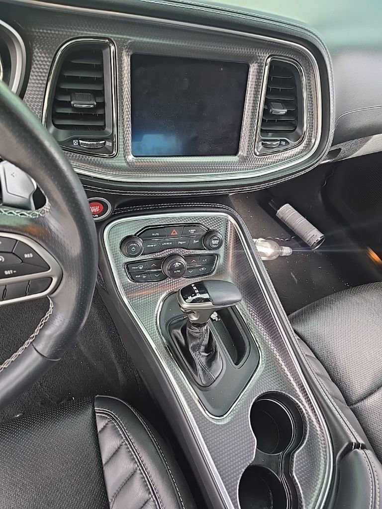 Used 2022 Dodge Challenger SRT Hellcat RWD image 4