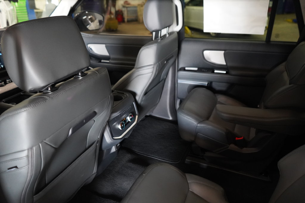 New 2026 Ford Expedition Active AWD/4WD image 28
