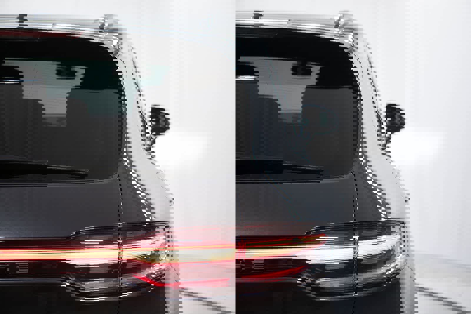 Certified 2026 Porsche Macan image 21