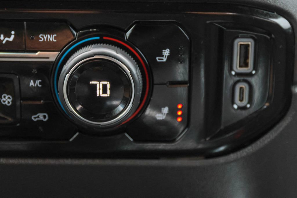 Used 2024 Chevrolet Silverado 1500 LT Trail Boss w/ Convenience Package II AWD/4WD image 26