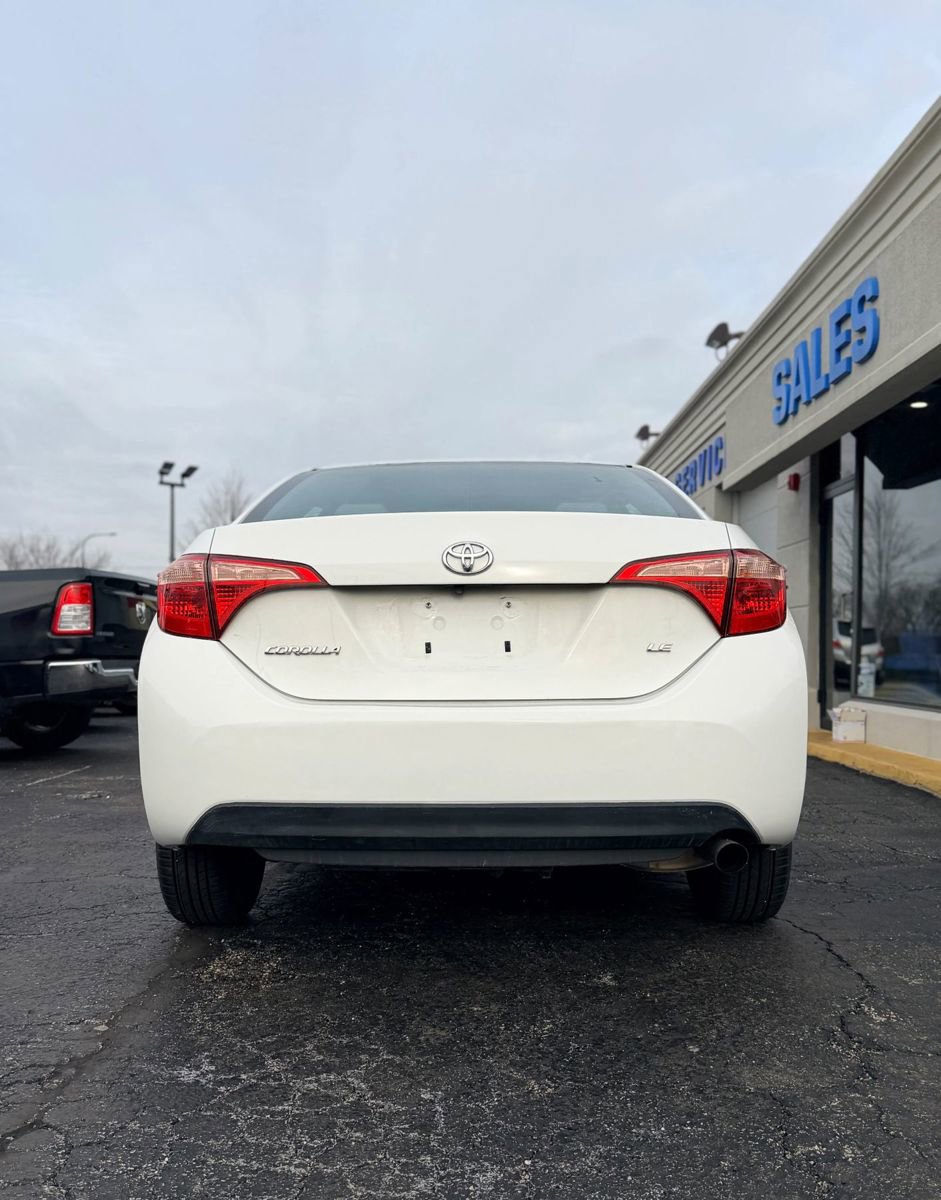 Used 2018 Toyota Corolla LE image 5