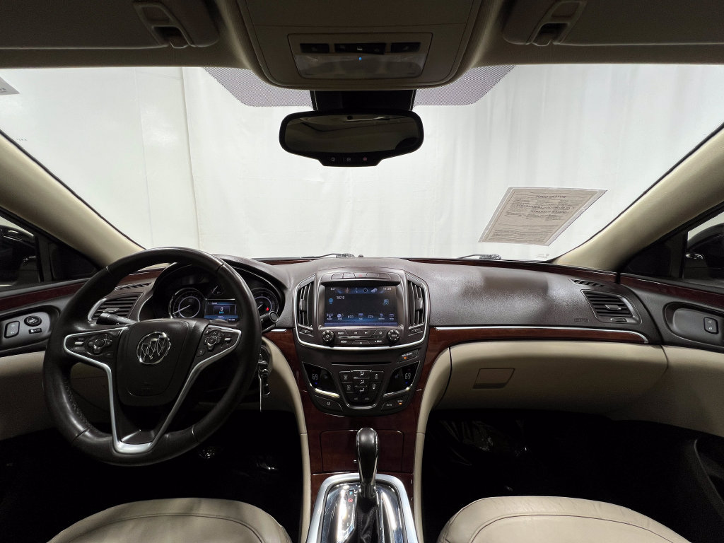 Used 2017 Buick Regal Sport Touring FWD image 19