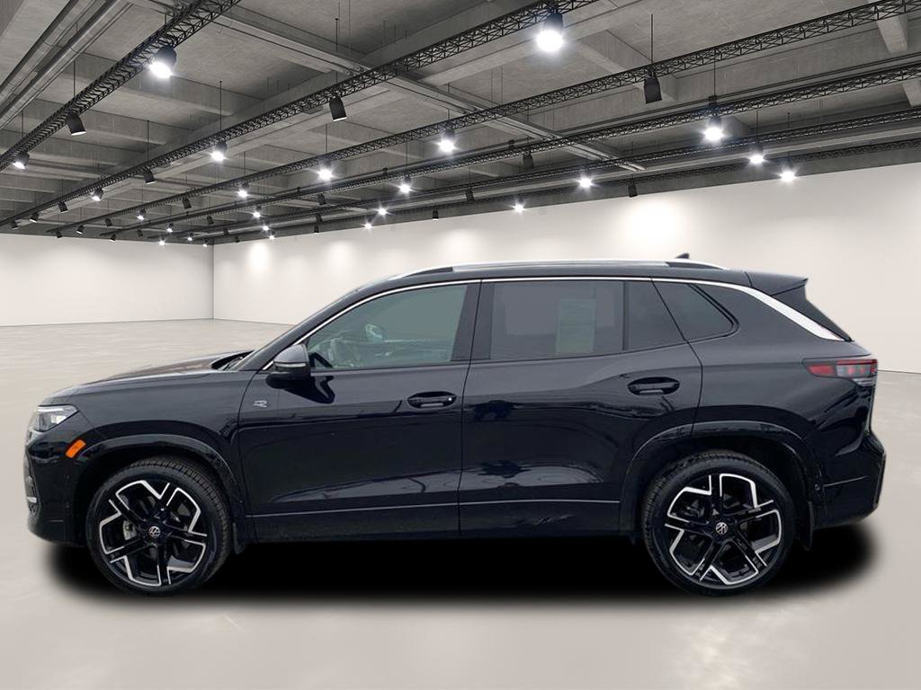 Used 2025 Volkswagen Tiguan SEL R-Line AWD/4WD image 4
