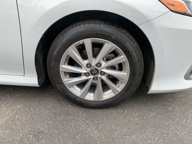 Used 2024 Toyota Camry LE AWD/4WD image 4