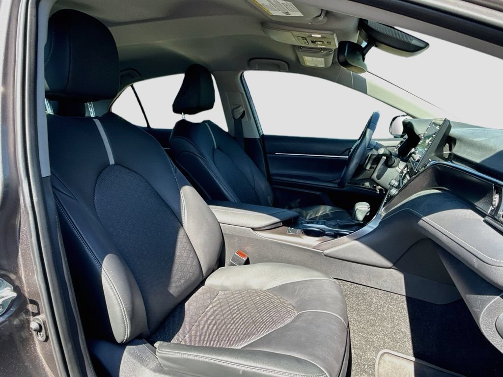 Used 2024 Toyota Camry XSE FWD image 30