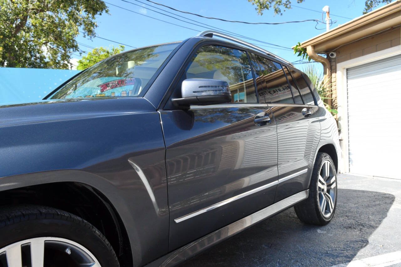 Used 2015 Mercedes-Benz GLK 350 2WD w/ Premium 1 Package image 8