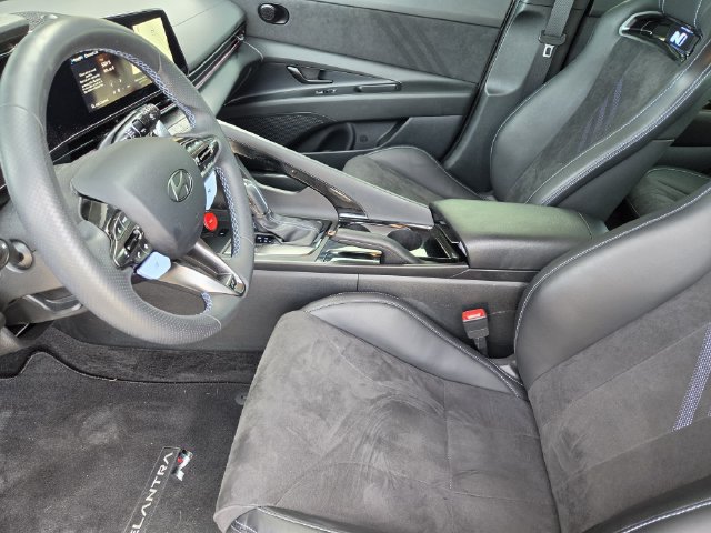 Used 2025 Hyundai Elantra N FWD image 14
