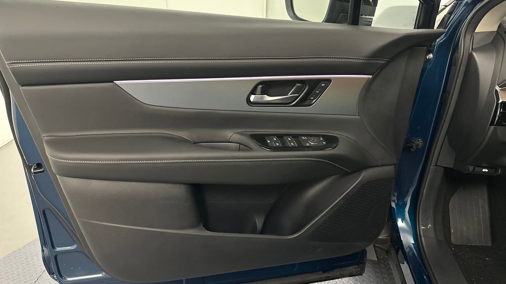 New 2025 Nissan Murano SL w/ Cargo Package image 16