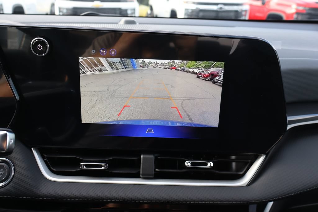 New 2027 Chevrolet Equinox LT FWD image 13