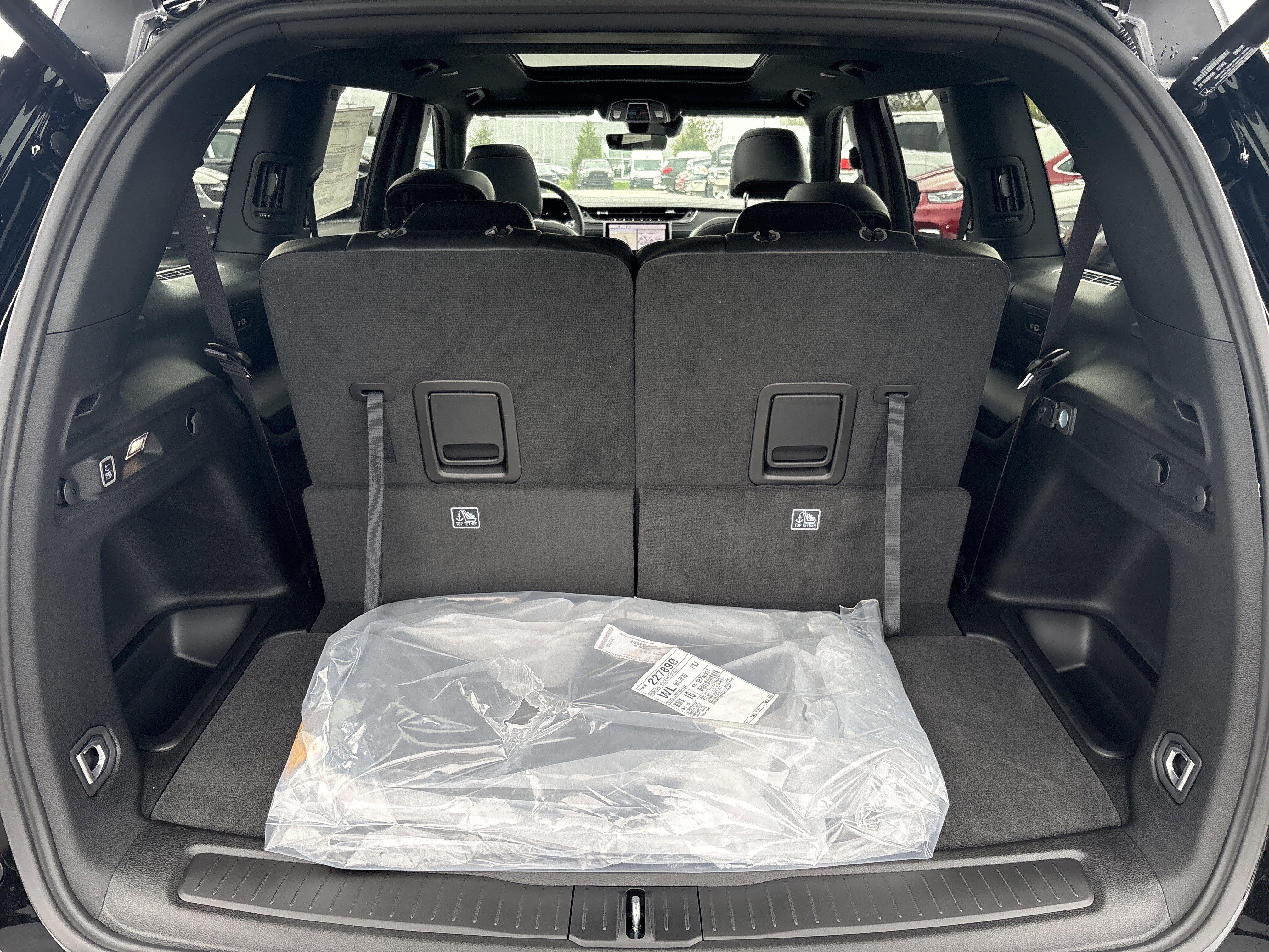 New 2025 Jeep Grand Cherokee L Limited w/ Black Appearance Package image 14