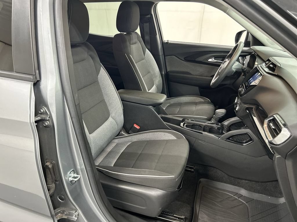 Certified 2023 Chevrolet TrailBlazer LT w/ Convenience Package AWD/4WD image 22