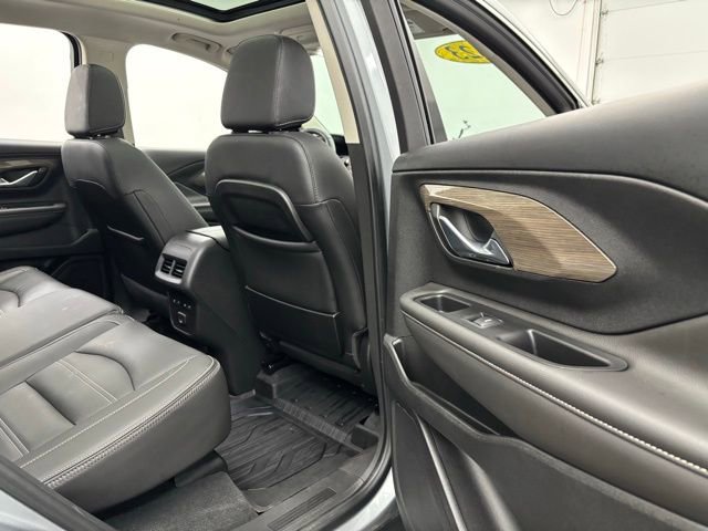 Used 2023 GMC Terrain Denali w/ Denali Premium Package image 37