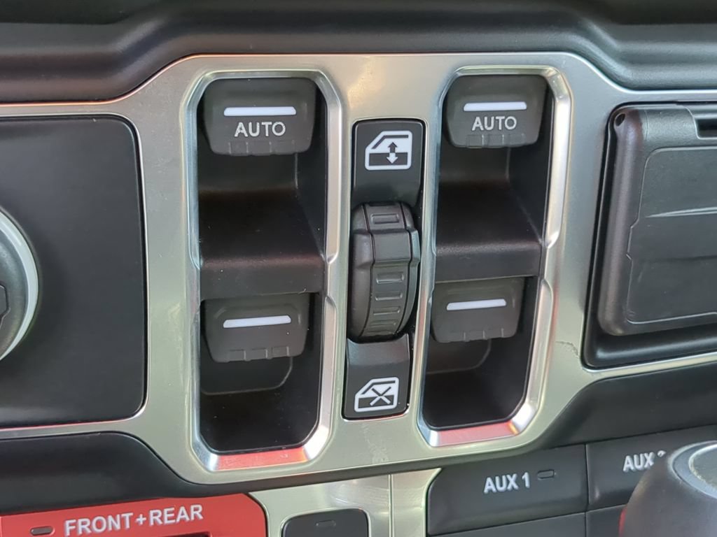 Used 2019 Jeep Wrangler Unlimited Rubicon AWD/4WD image 18
