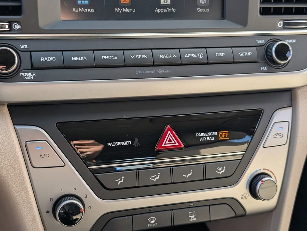 Used 2018 Hyundai Elantra SEL FWD image 21