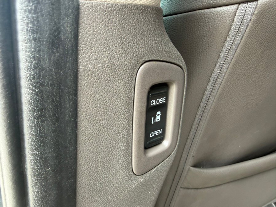 Used 2012 Honda Odyssey EX-L image 30