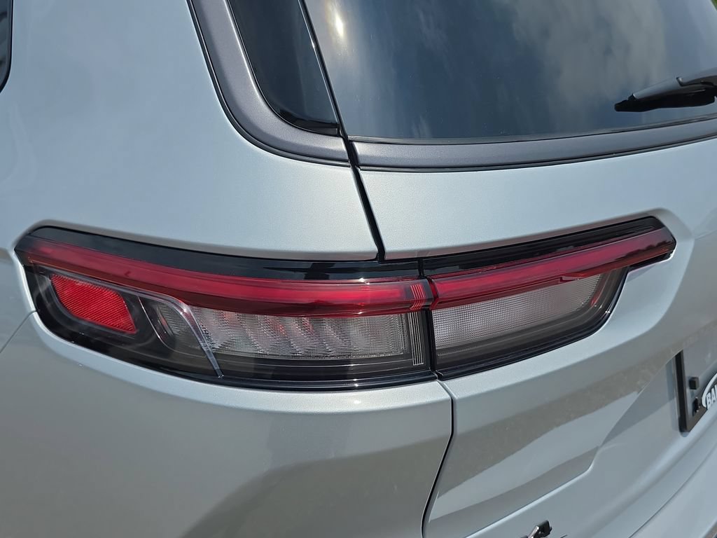 New 2026 Jeep Grand Cherokee L Limited AWD/4WD image 39