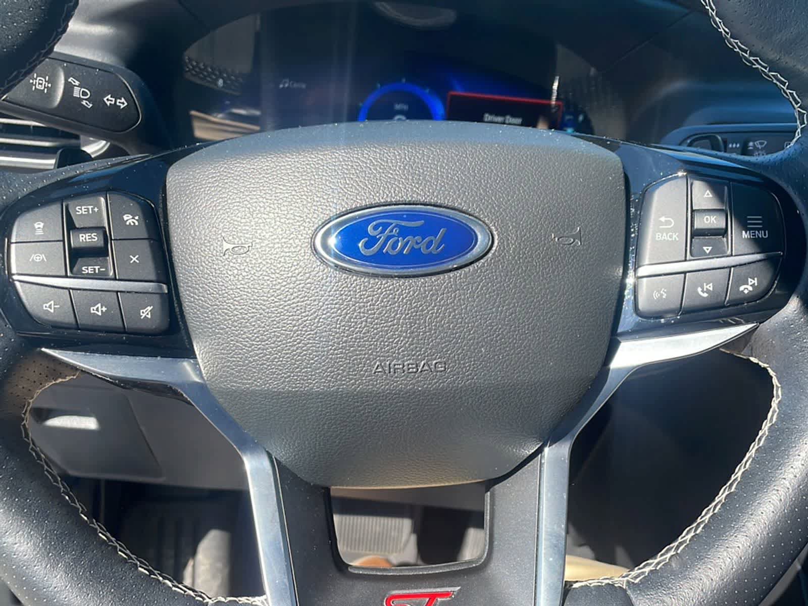 Used 2022 Ford Explorer ST w/ Equipment Group 401A AWD/4WD image 15