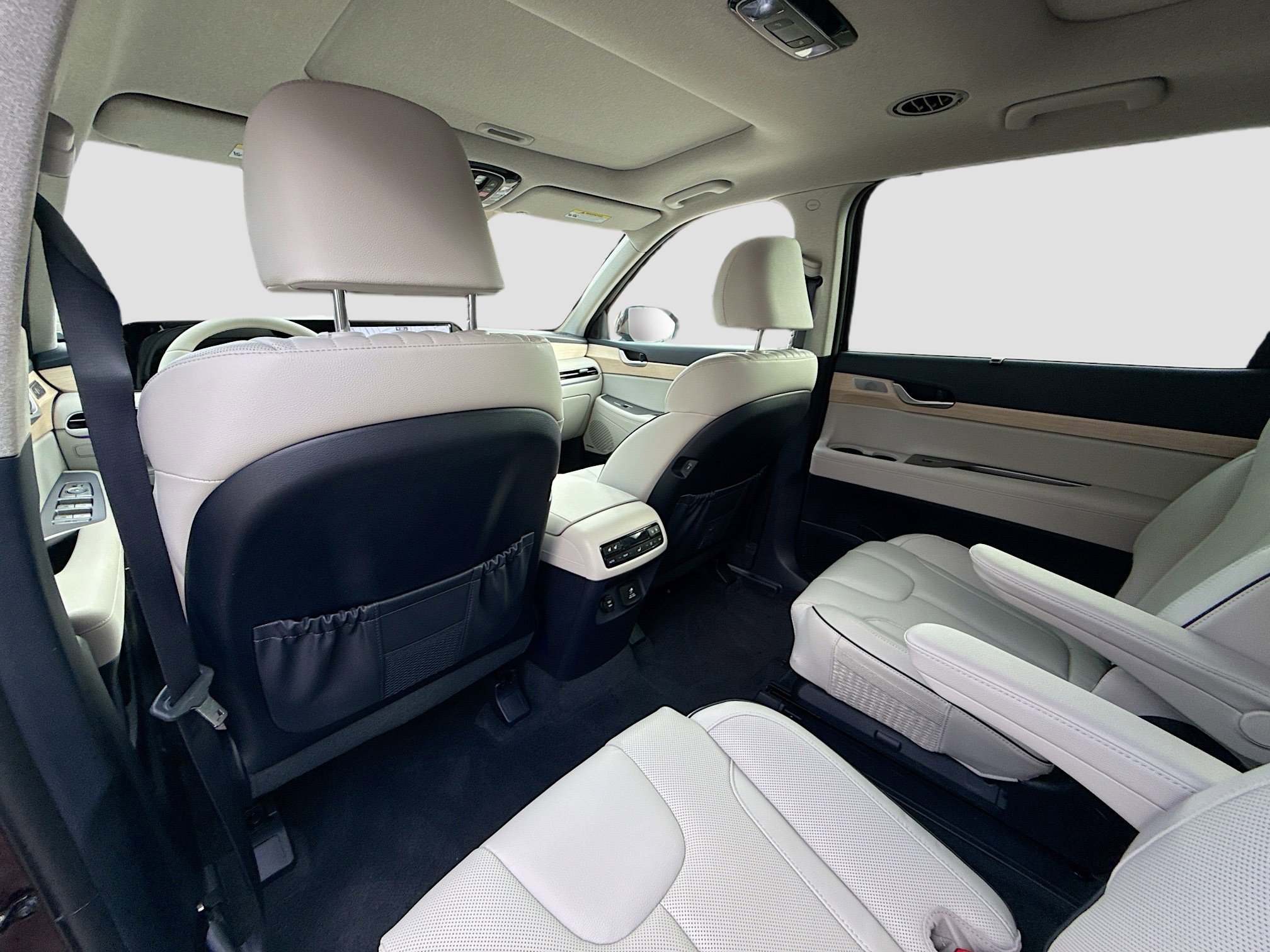 Used 2024 Hyundai Palisade Limited image 24