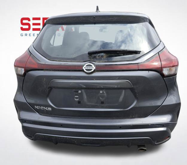 Used 2021 Nissan Kicks S FWD image 7
