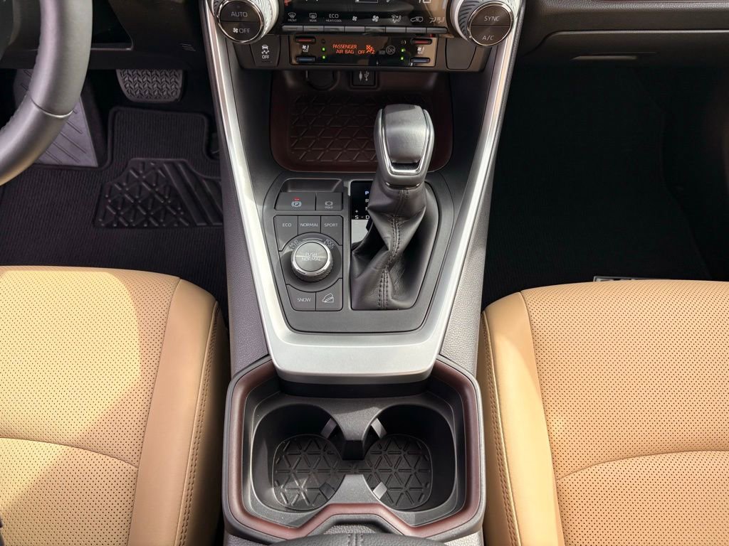 Used 2019 Toyota RAV4 Limited w/ Cold Weather Package image 23