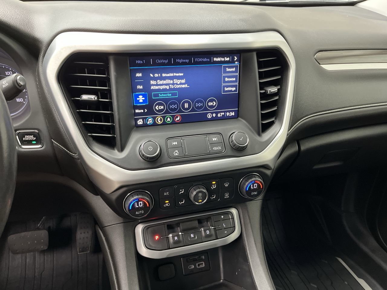 Used 2021 GMC Acadia SLT w/ Preferred Package AWD/4WD image 18