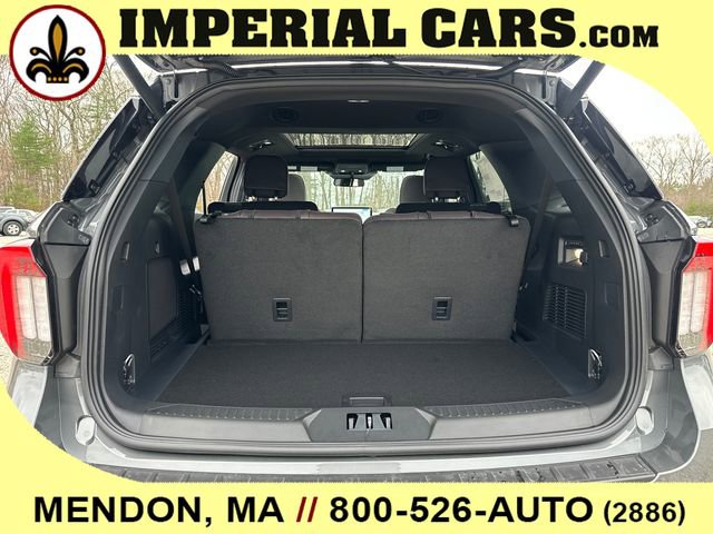 New 2026 Ford Explorer Platinum w/ LUX Leather Package image 13