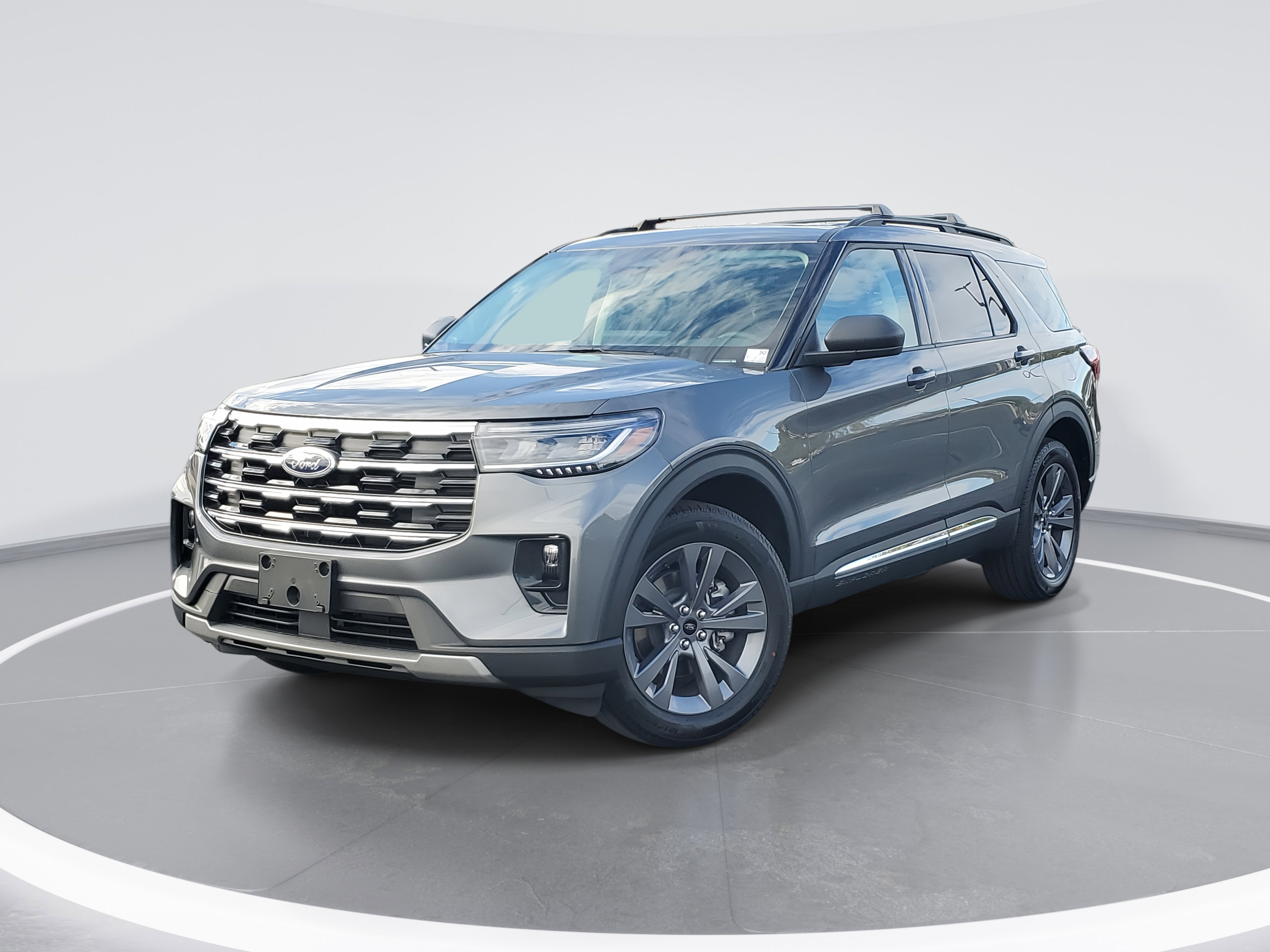 New 2025 Ford Explorer Active w/ Active Comfort Package image 1